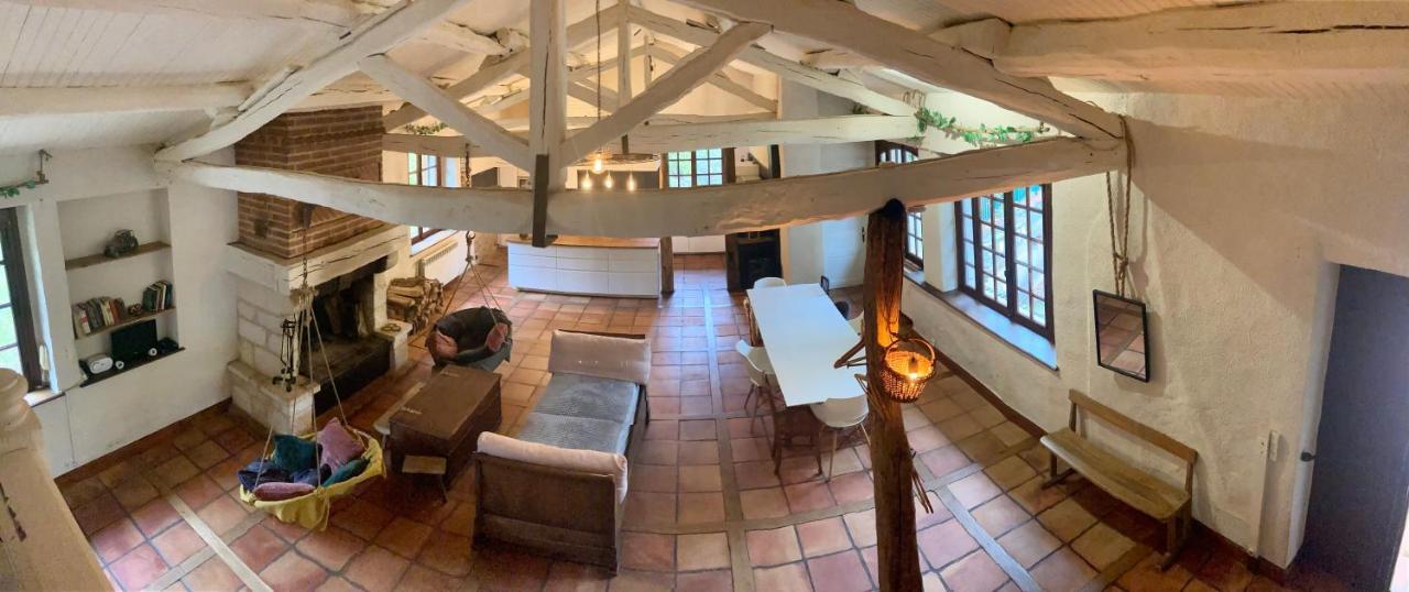 Domaine Du Moulin Acomodação com café da manhã Mouzieys-Teulet Exterior foto